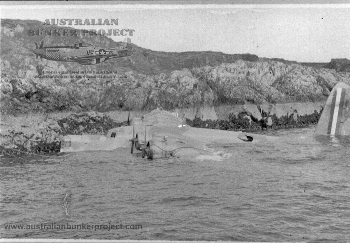 Short Sunderland Mk1.
                    The full length fin flashes are unusual and where
                    worn by RAAF 10 sqn in Europe.