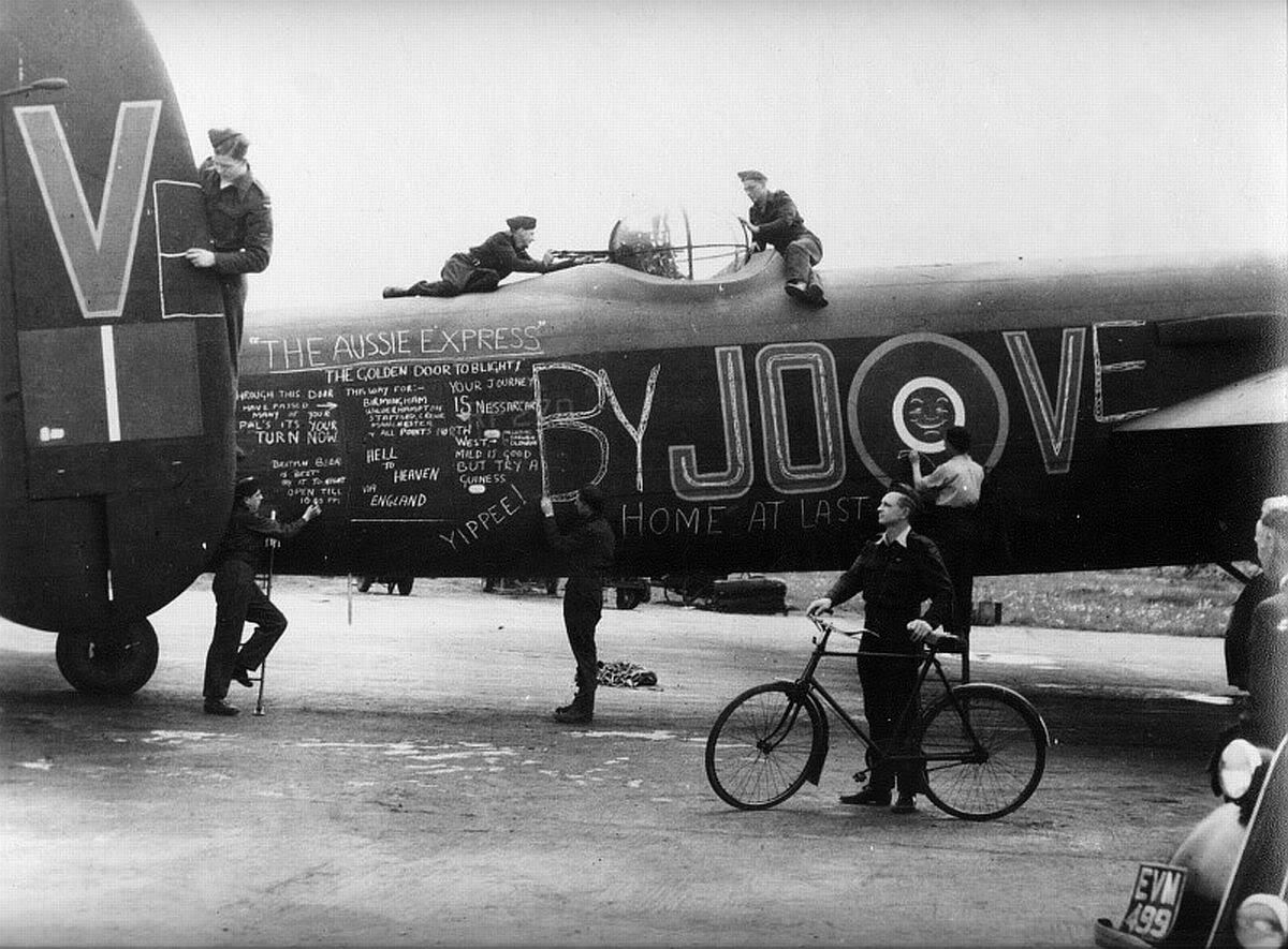 Lancaster RF270
JO-V
POW Airlift
Juvincourt
6th May 1945