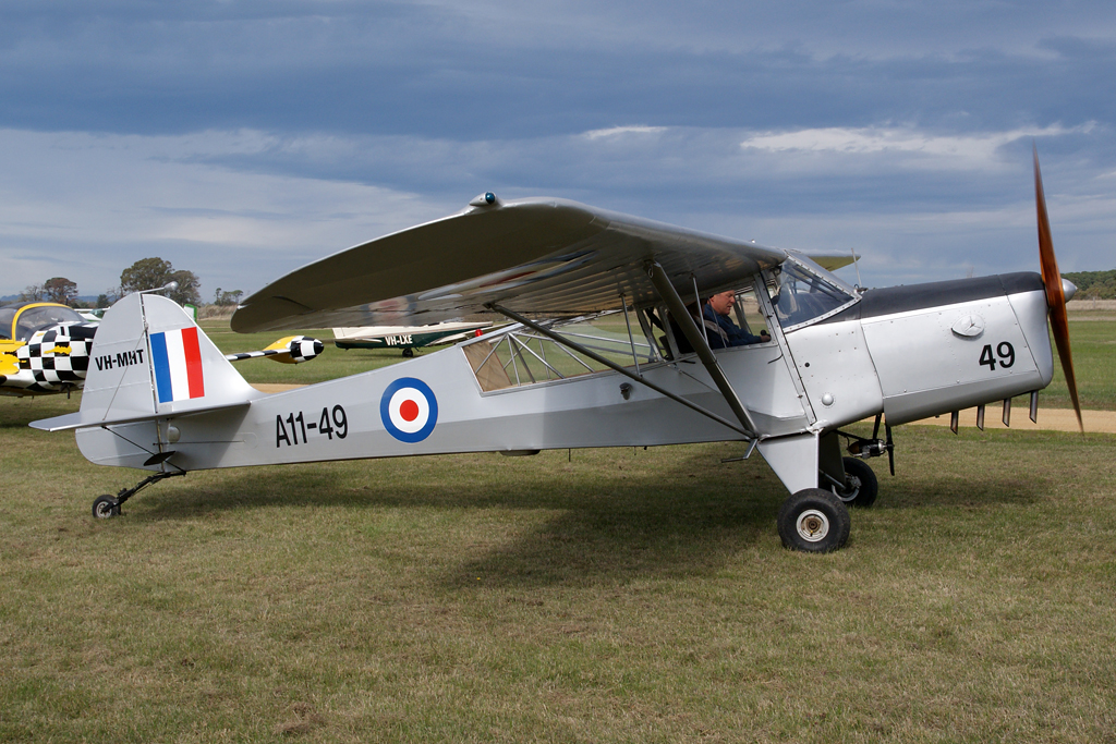 Highlight for Album: Auster A11-49