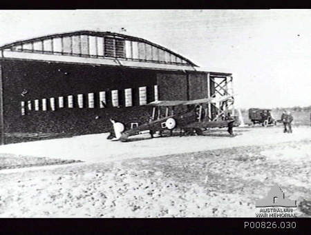 Avro 504 AWM P00826_030