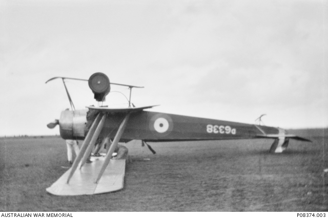 Avro 504 D6338 AWM P08374_003