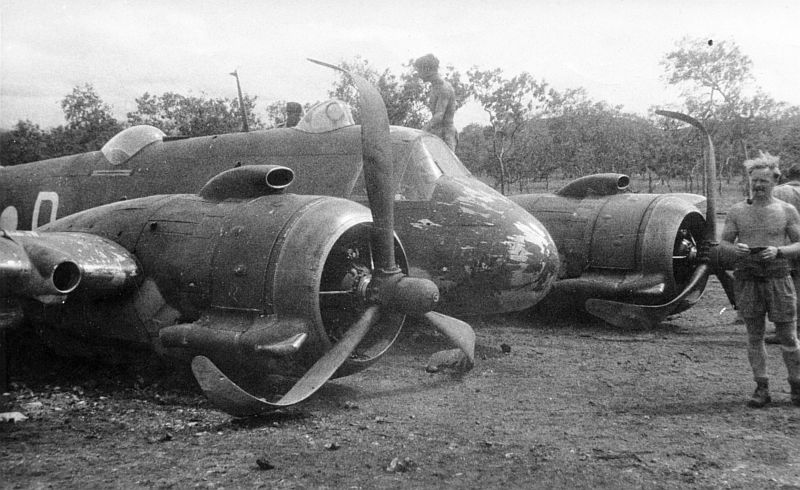 Beaufighter Mk.Ic A19-4/D . 30
                                Squadron, Crash landing Ward's Strip,
                                18h November 1942, via Mike Mirkovic.