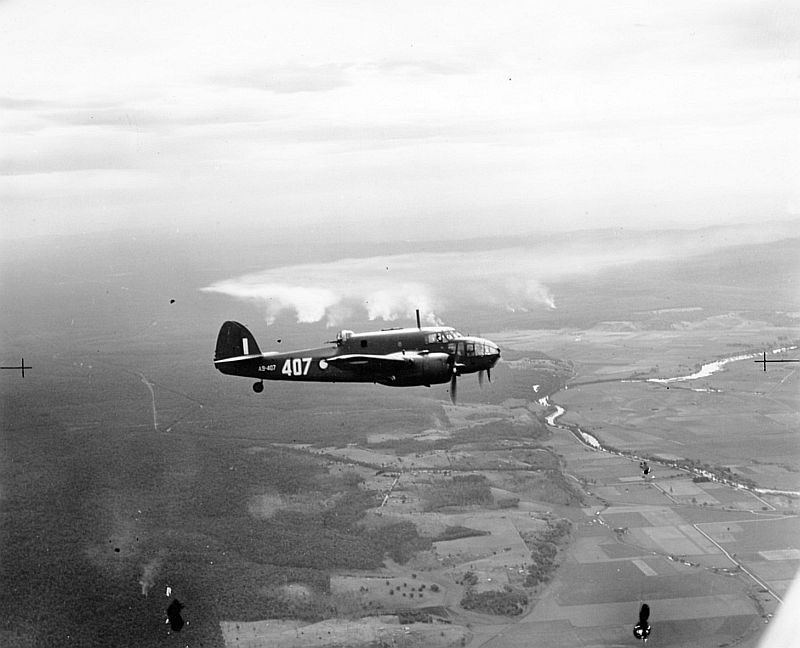 Beaufort                  Mk.VIII A9-407 1O.T.U., c.1944 via Mike Mirkovic.