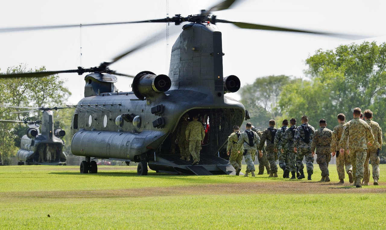 Highlight for Album: Chinook
                            A15-151