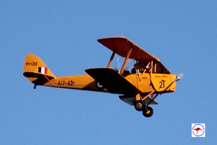 Highlight for
                                    Album: Tiger Moth A17-421