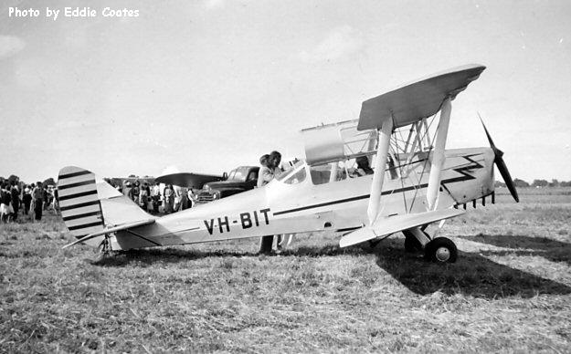 Highlight
                                    for Album: DH82A Tiger Moth A17-587