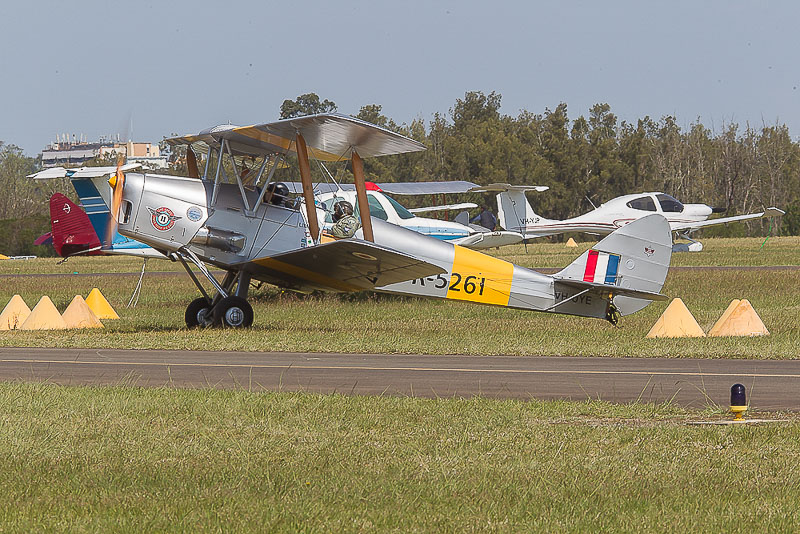 Tiger Moth
                                R5261