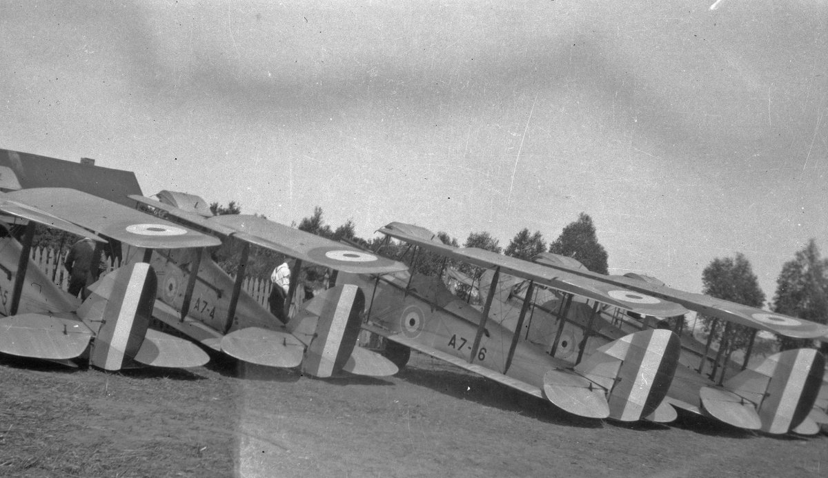 DH.60X Cirrus Moths A7-5, A7-4 and                              A7-16 Photo Eric Douglas