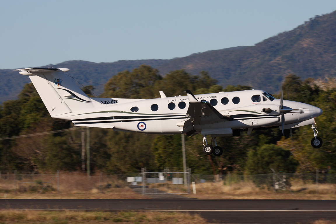 Highlight for Album: King                                Air A32-670