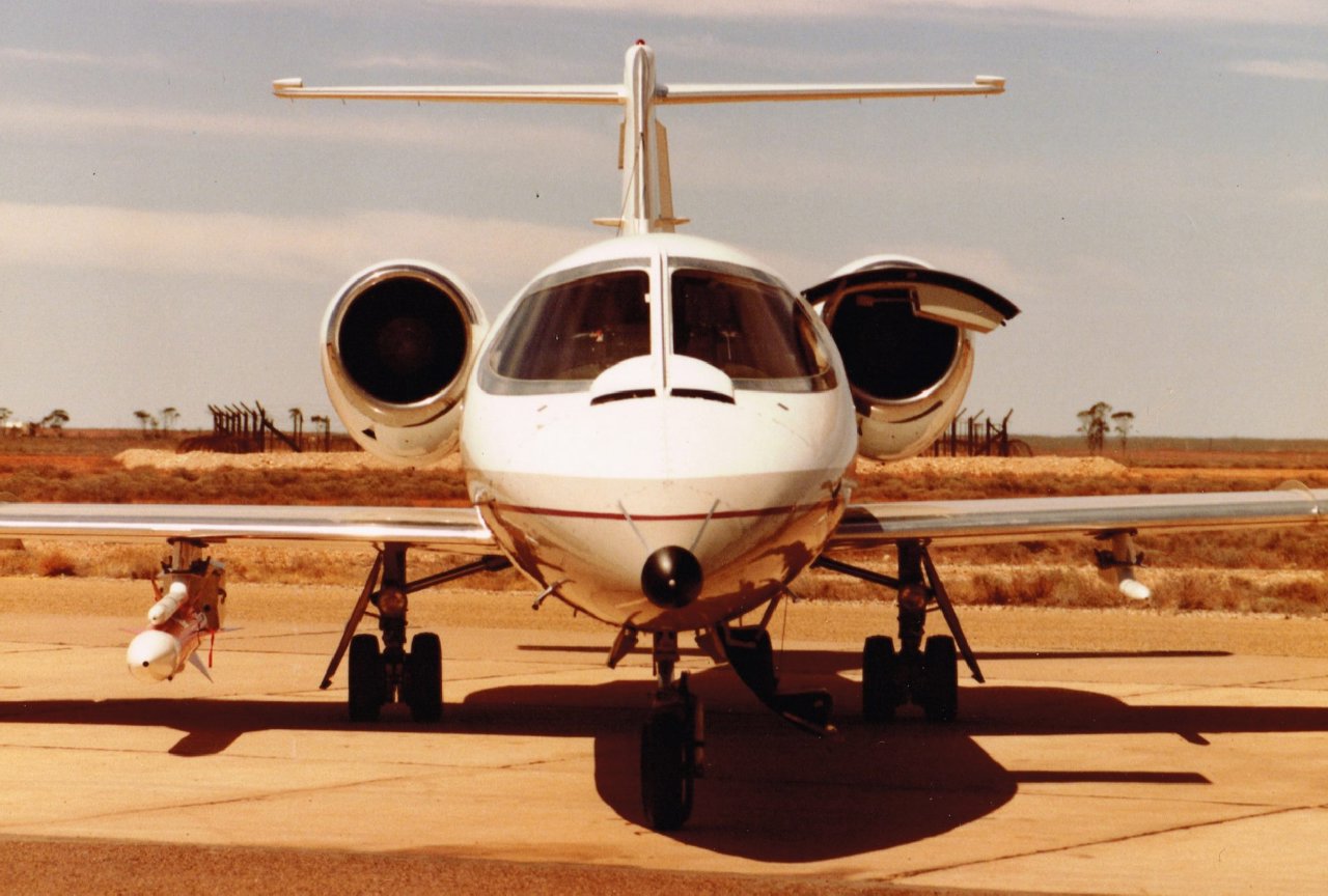 Highlight for Album: Learjet
                                    VH-ULT/VH-FSU