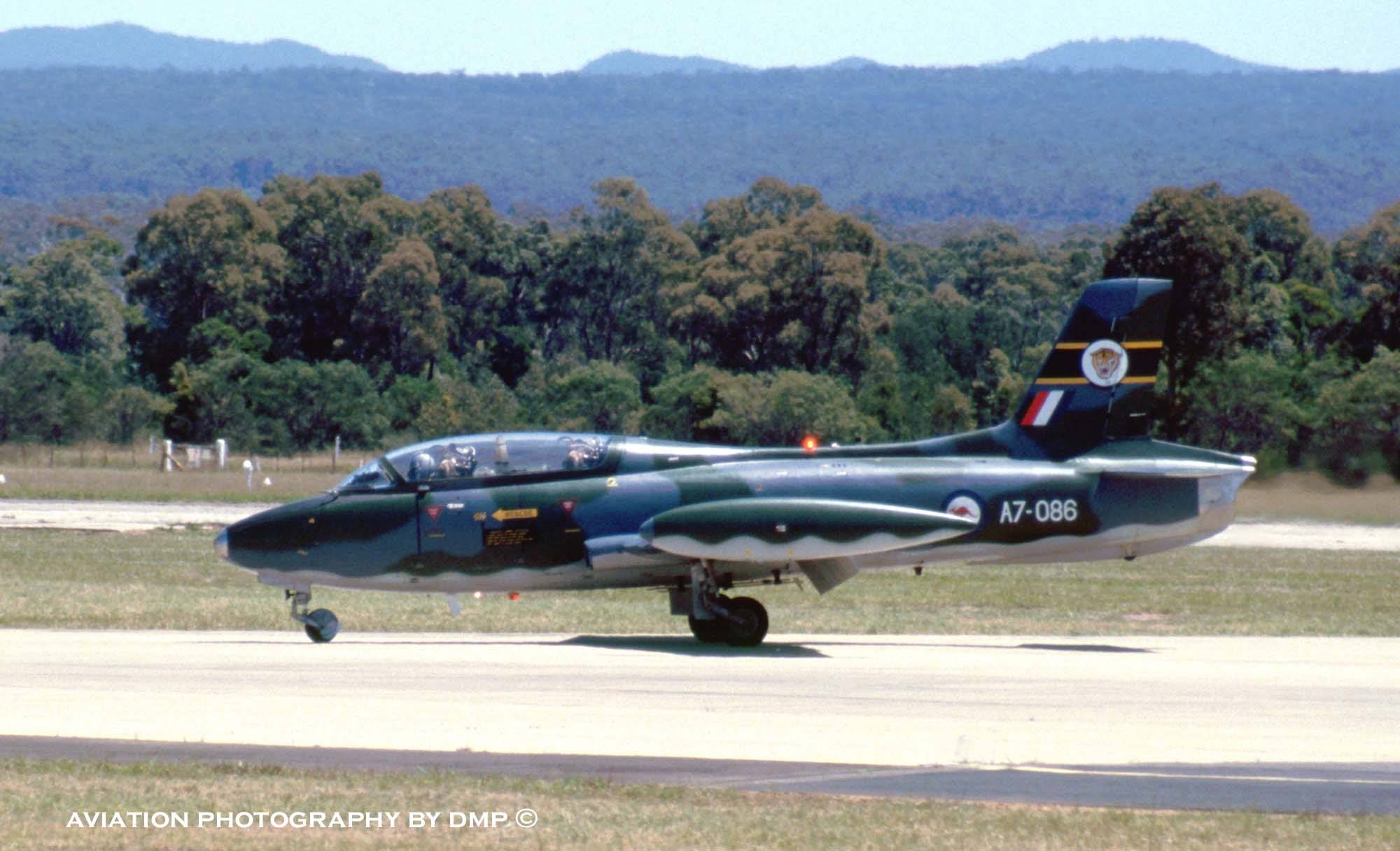 Macchi A7-086                                  HMAS Albatross 1986. Photo by Doug                                  Mackay