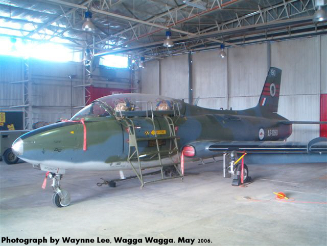 Macchi A7-090 Wagga Wagga 2006
                                  Photo Waynne Lee