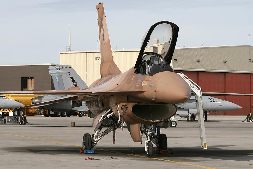 Highlight for Album: F-16A 90-0944