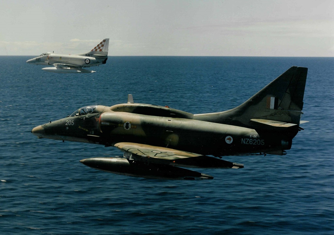 Highlight for Album: Skyhawk NZ6205