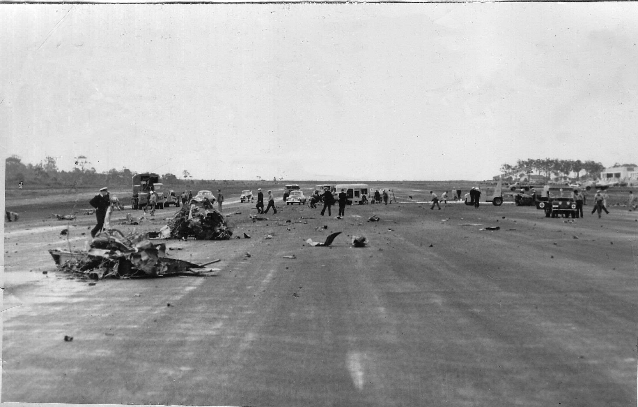 Sea Fury VW-622 remains after it
                                  crashed at NAS Nowra whilst performing
                                  a slow roll over the airfield killing
                                  the pilot. FAA Museum via Dave
                                  Masterson