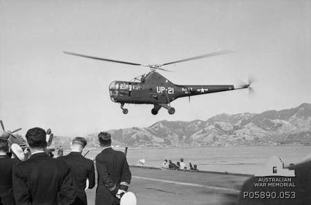 Sikorsky HO3S-1
Dragonfly UP-21
HMAS Sydney
c August 1951
-February 1952
Photo Alan Wallace White