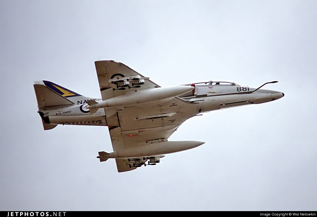 Highlight for Album: Skyhawk N13-154912 (881)